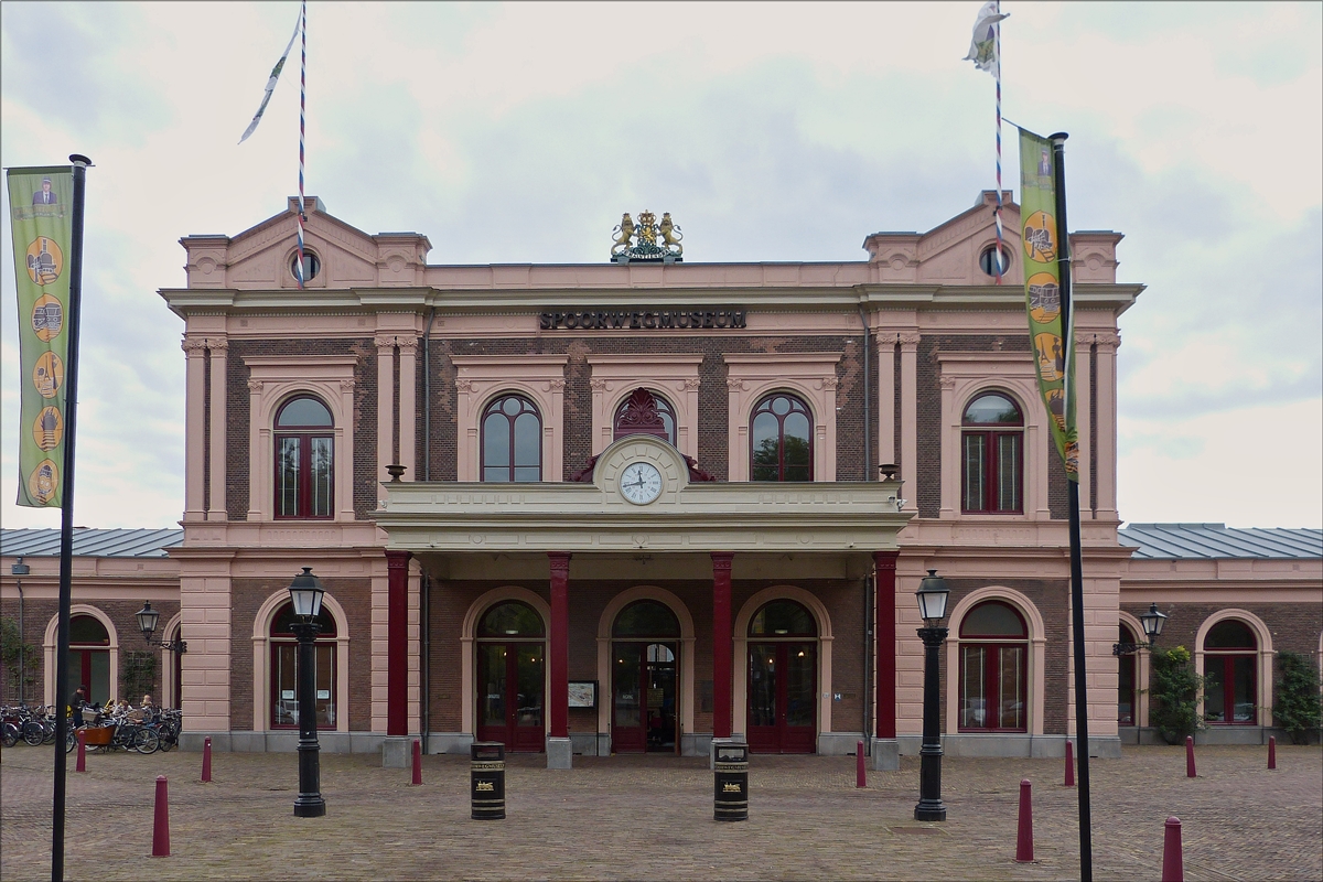 . Haupteingang zum Spoorwegmuseum in Utrecht.  01.10.2016