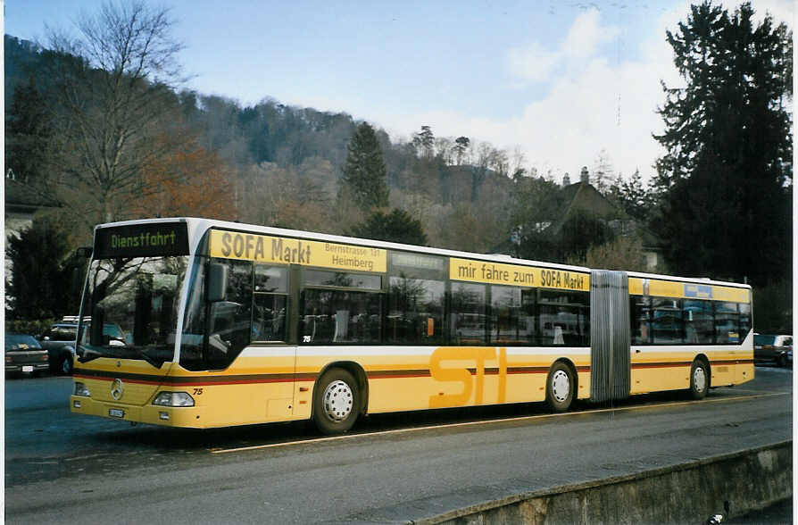 (082'430) - STI Thun - Nr. 75/BE 263'475 - Mercedes am 3. Januar 2006 bei der Schifflndte Thun