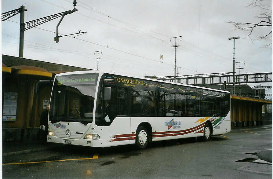 (083'003) - Knecht, Windisch - Nr. 59/AG 14'853 - Mercedes am 18. Februar 2006 beim Bahnhof Lenzburg