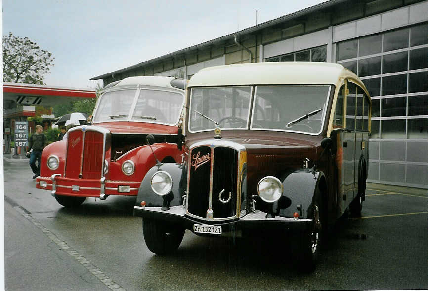 (085'319) - Sturzenegger, Bergdietikon - ZH 132'121 - Saurer/Saurer (ex Mazzoleni, Chur; ex Societ Rabadan, Bellinzona; ex Faggio, Bellinzona) am 20. Mai 2006 in Bellach, Hess