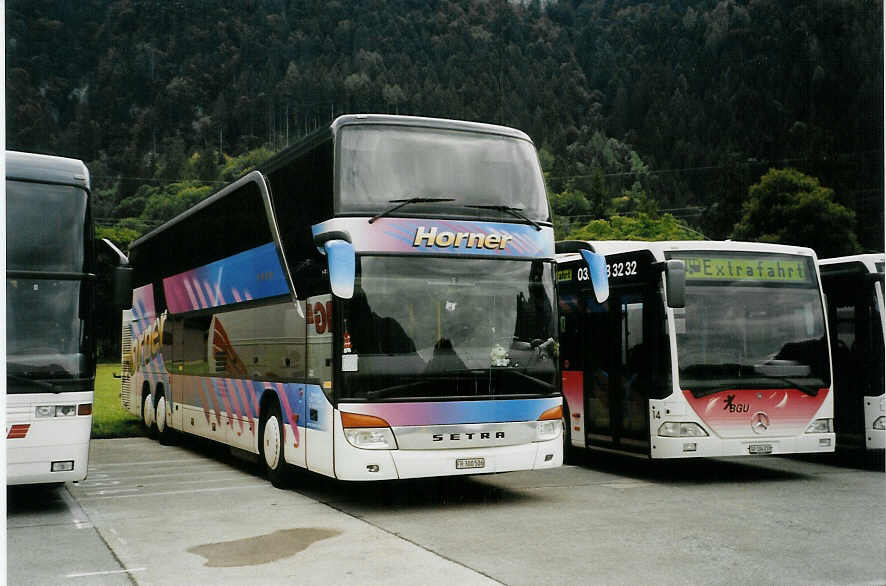 (089'510) - Horner, Tafers - Nr. 6/FR 300'506 - Setra am 3. September 2006 in Interlaken, Flugplatz