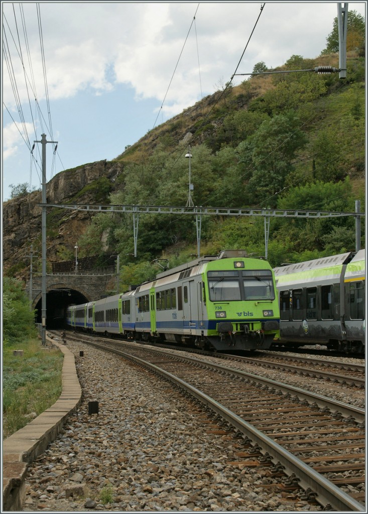 100 Jahre BLS: RBDe Pendelzge waren auch im Einsatz. Einerseits im Pendelverkehr Brig - Goppenstein, andererseits als Ergnzung zum  Ltschberger -Stundentakt in Zubrignerverkehr ab Spiez.
Ausserberg, den 7. Sept. 2013