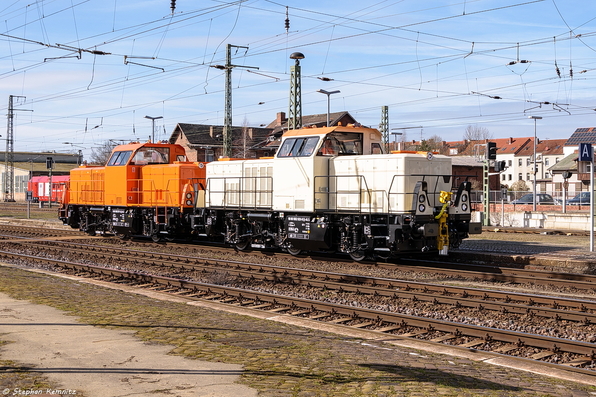 1002 020-8 SKW - Stickstoffwerke Piesteritz GmbH mit der Wagenlok 1002 017-4 Chemion Logistik GmbH in Stendal am 16.03.2017. Sie kammen von einer Tesfahrt zurck und fuhren ins Alstomwerk (Raw Stendal)