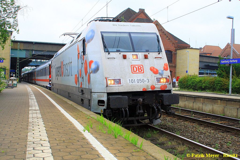 101 050  JUGEND FORSCHT  mit InterCity am 27.06.2015 in Hamburg-Harburg