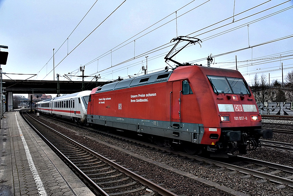 101 057-8 fuhr mit einen IC vom bf hh-harburg,12.02.16