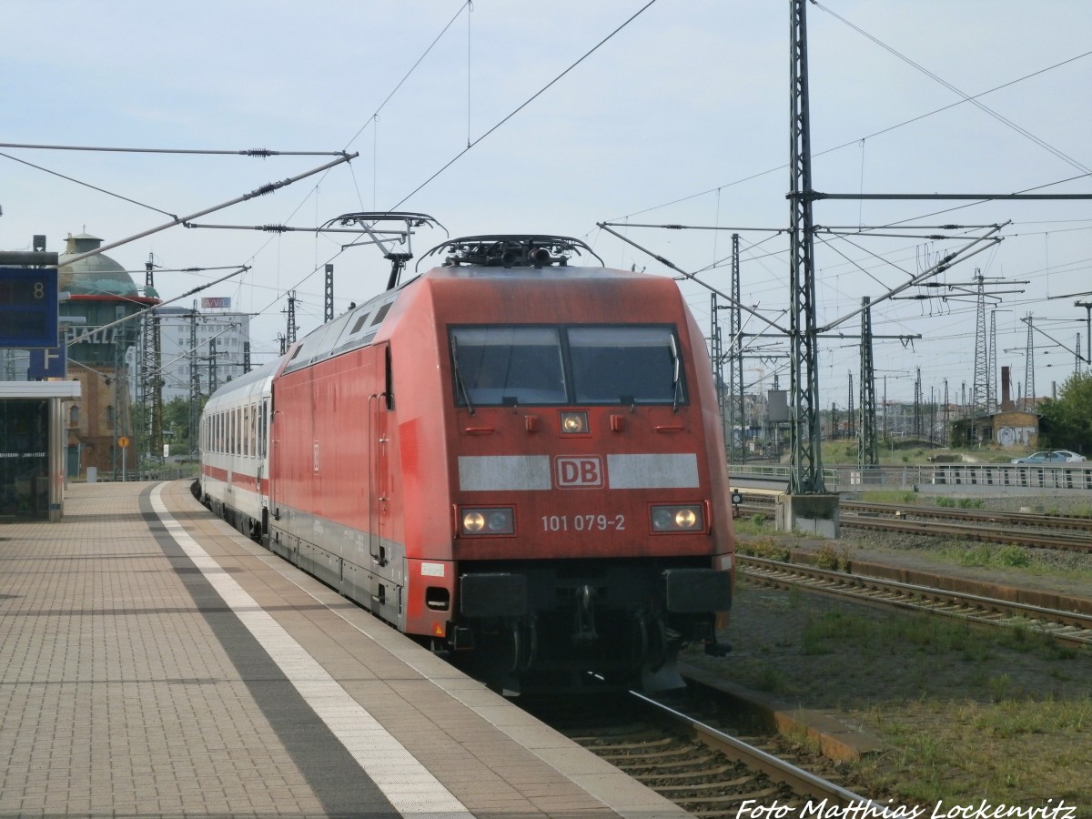 101 079-2 beim einfahren in den Hallenser Hbf am 11.5.15