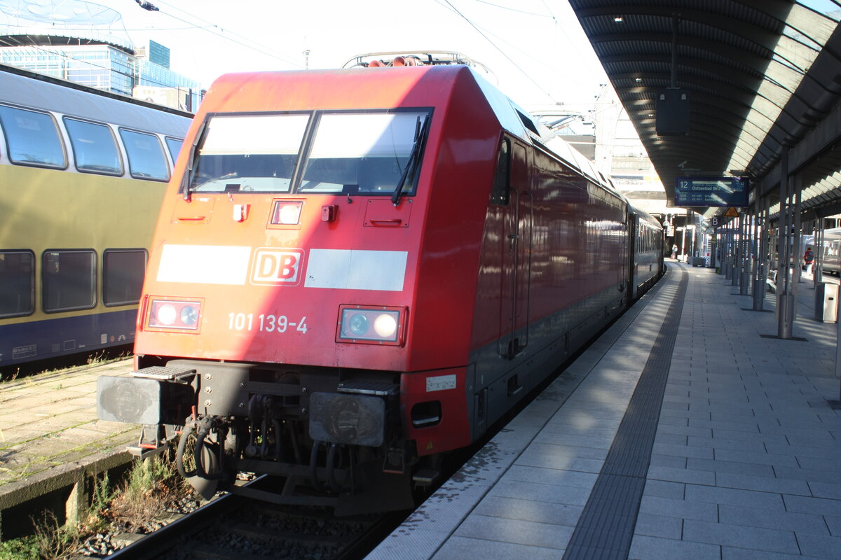 101 139 im Bahnhof Hamburg Hbf am 20.12.21