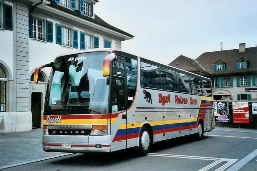 (102'004) - Dysli, Bern - Nr. 23/BE 28'435 - Setra (ex EvoBus, Kloten) am 18. Dezember 2007 beim Bahnhof Thun 