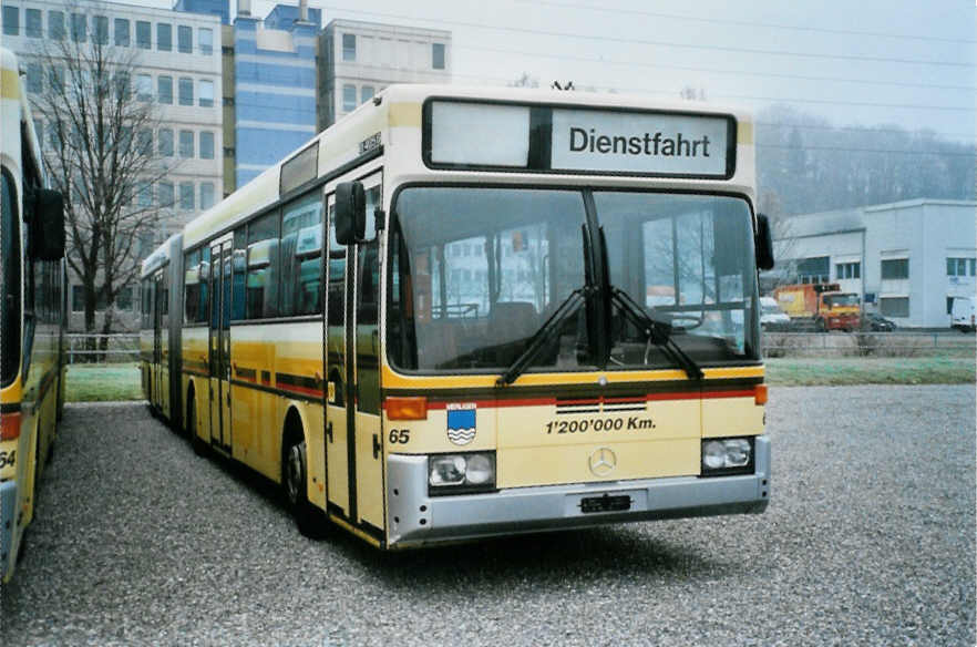 (102'230) - STI Thun - Nr. 65 - Mercedes am 23. Dezember 2007 in Kloten, EvoBus