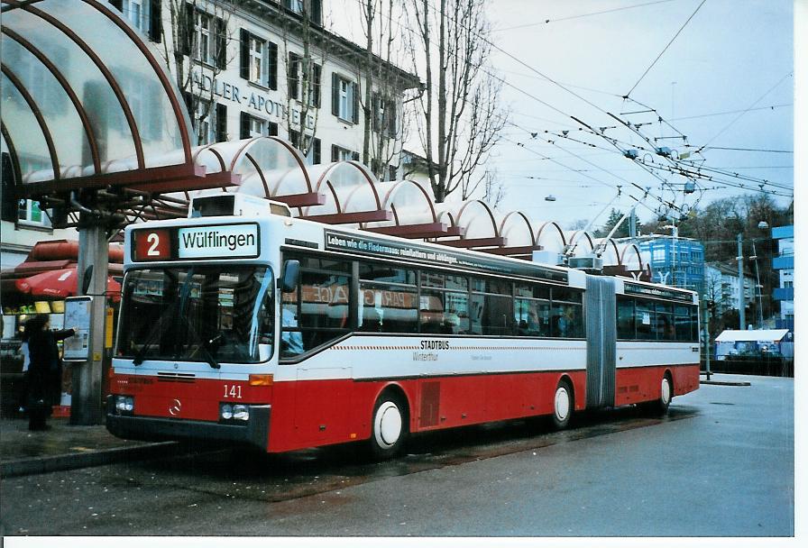 (103'421) - SW Winterthur - Nr. 141 - Mercedes Gelenktrolleybus am 7. Januar 2008 beim Hauptbahnhof Winterthur