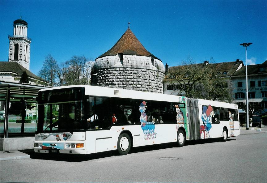 (106'711) - ASm Langenthal - Nr. 25/BE 203'935 - MAN am 19. April 2008 in Solothurn, Amthausplatz