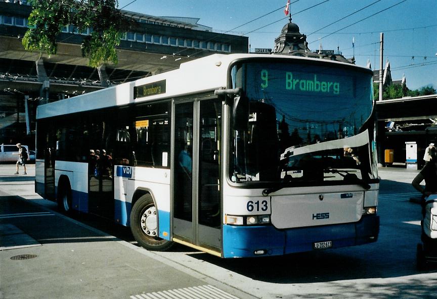 (109'225) - VBL Luzern - Nr. 613/LU 202'613 - Scania/Hess am 16. Juli 2008 beim Bahnhof Luzern