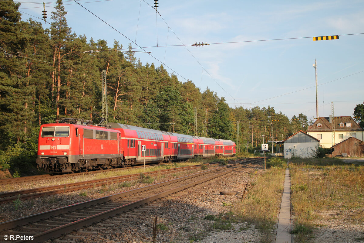 111 100 als RE50 4860 München nach Nürnberg in Ochenbruck. 12.09.23