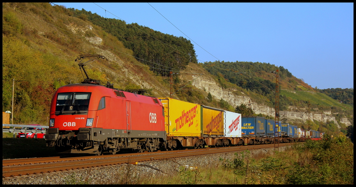 1116 278 mit Güterzug am 04.10.14 bei Karlstadt