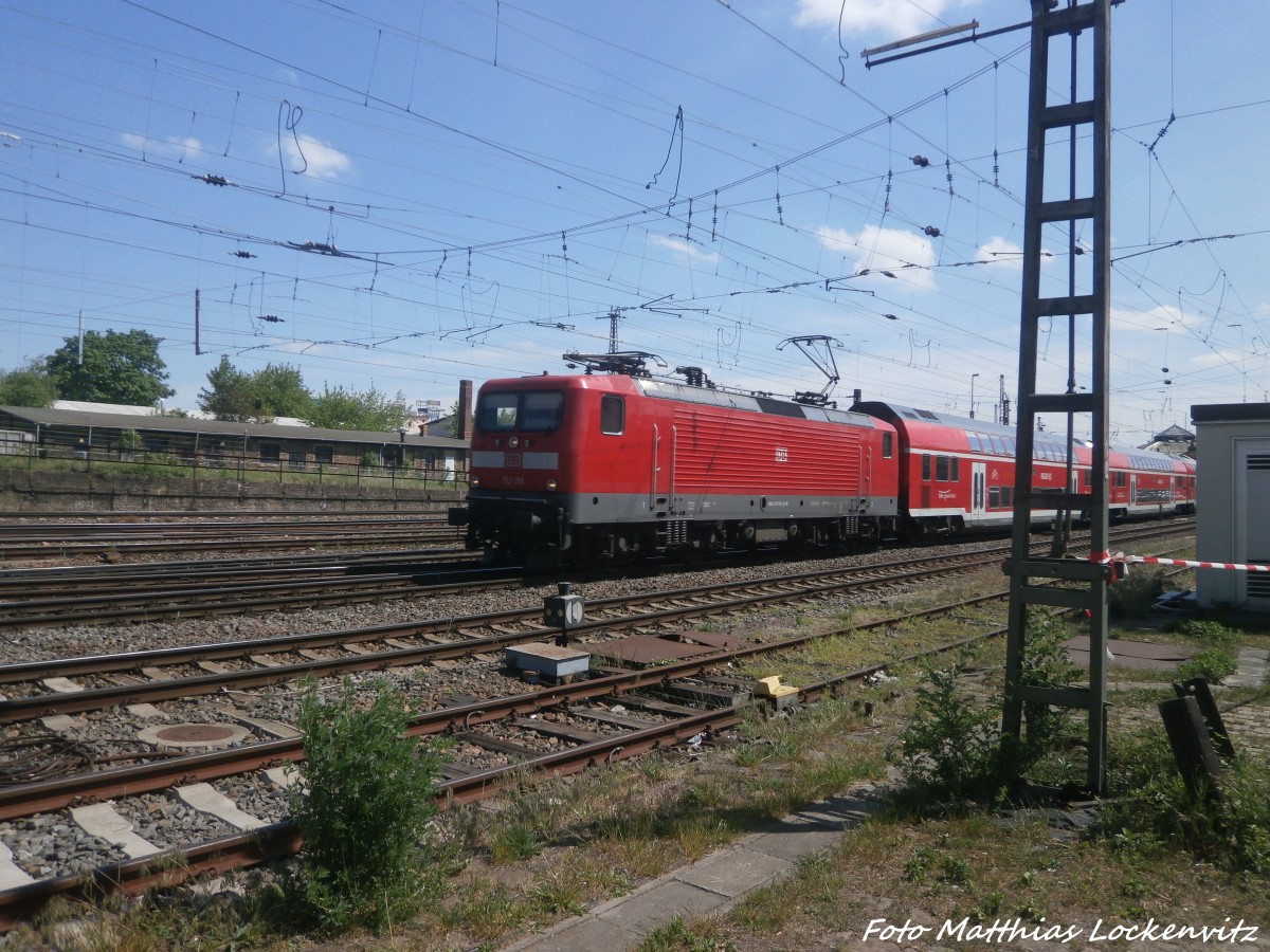 112 XXX lsst Halle (Saale) Hbf hinter sich am 15.5.15