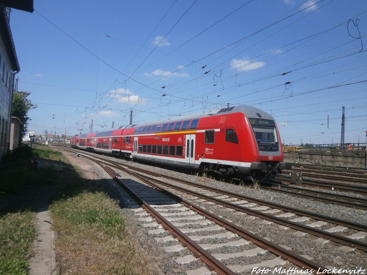 112 XXX lsst Halle (Saale) Hbf hinter sich am 15.5.15