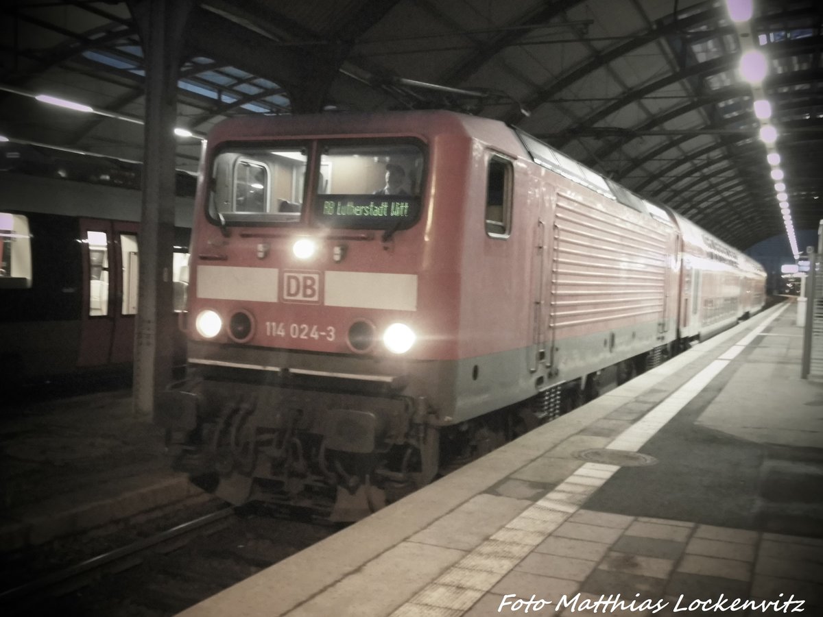 114 024 im Bahnhof Halle (Saale) Hbf am 3.3.16