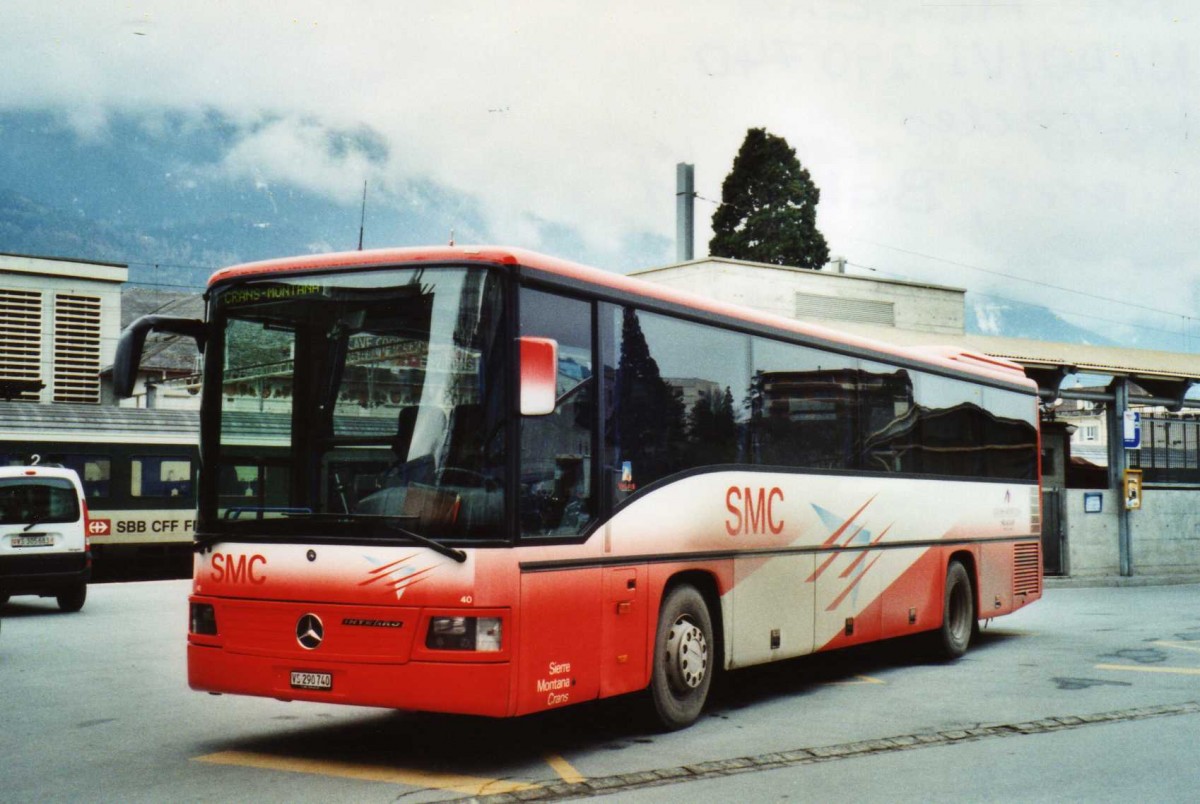 (115'529) - SMC Montana - Nr. 40/VS 290'740 - Mercedes am 30. Mrz 2009 beim Bahnhof Sierre