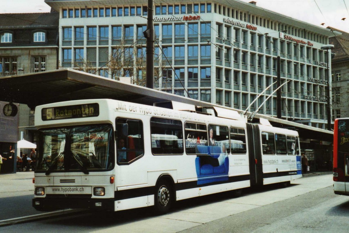 (116'005) - VBSG St. Gallen - Nr. 164 - NAW/Hess Gelenktrolleybus am 22. April 2009 beim Bahnhof St. Gallen