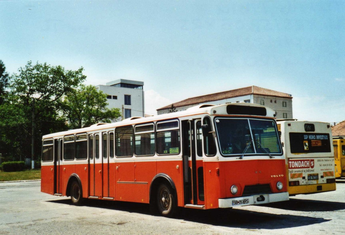 (116'819) - Tursib, Sibiu - Nr. 159/SB 05 XRS - Volvo/Hess (ex TL Lausanne Nr. 329) am 27. Mai 2009 in Sibiu, Depot