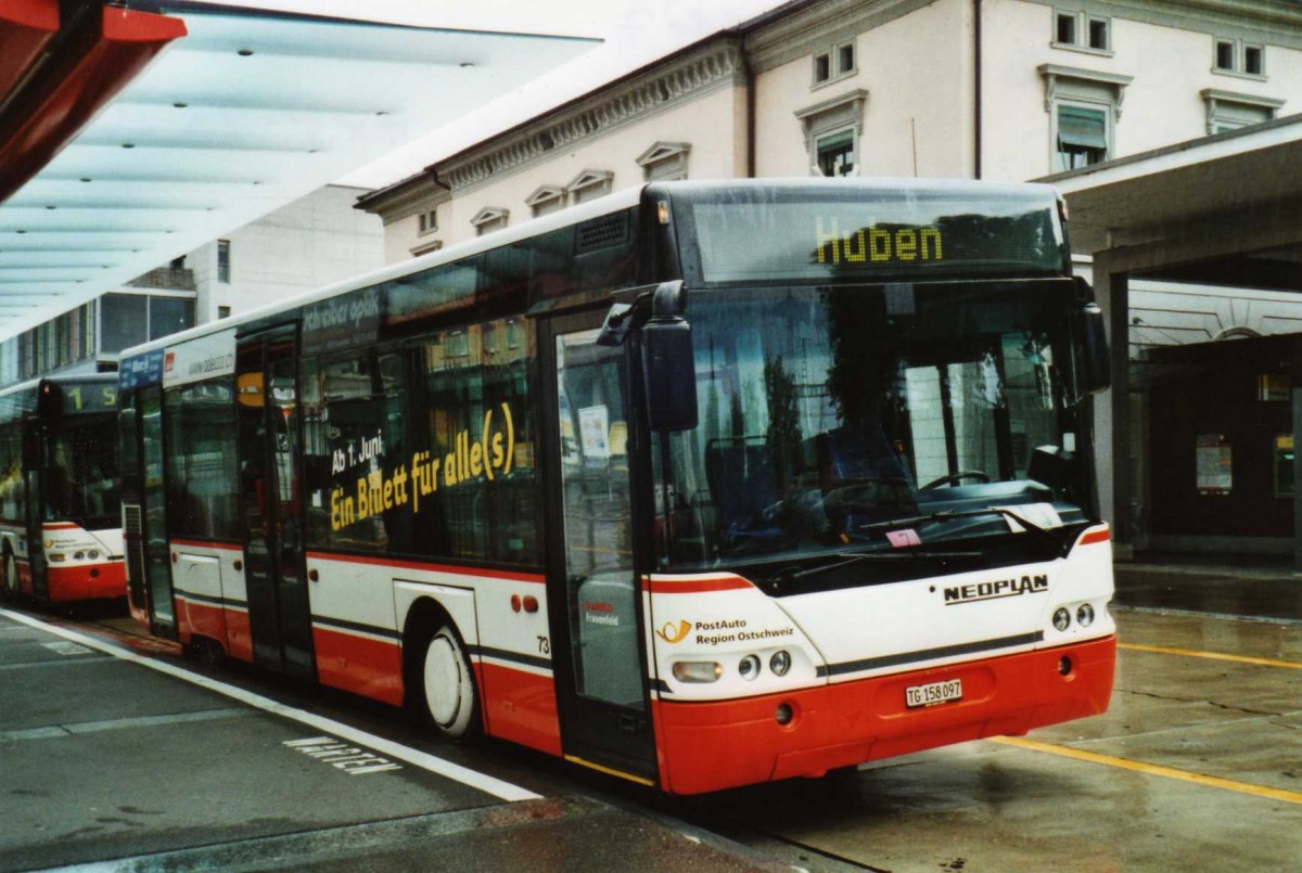 (117'308) - PostAuto Ostschweiz - Nr. 73/TG 158'097 - Neoplan (ex P 23'203) am 6. Juni 2009 beim Bahnhof Frauenfeld