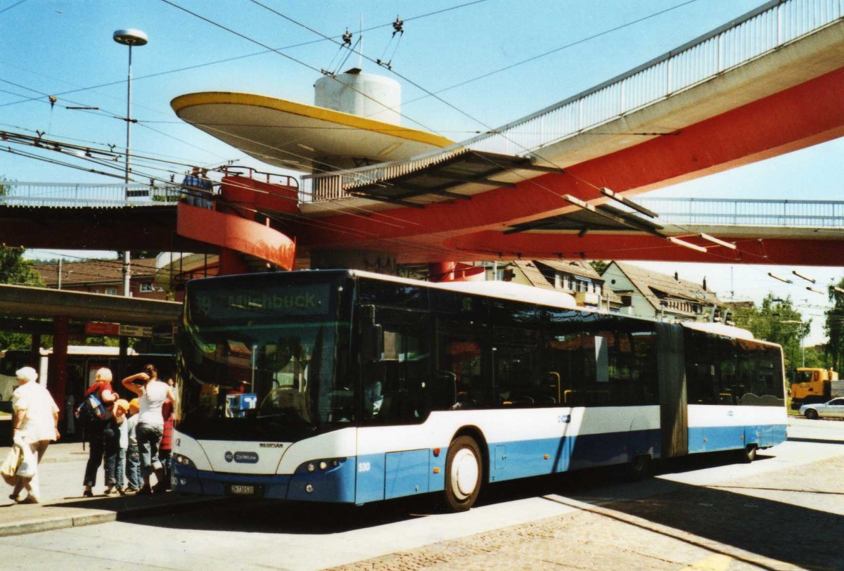 (117'804) - VBZ Zrich - Nr. 530/ZH 730'530 - Neoplan am 17. Juni 2009 in Zrich, Bucheggplatz