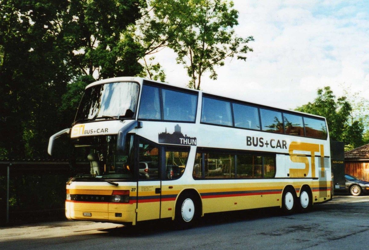 (117'821) - STI Thun - Nr. 37/BE 263'537 - Setra (ex Funi-Car, Biel) am 20. Juni 2009 in Steffisburg, Zulgschulhaus