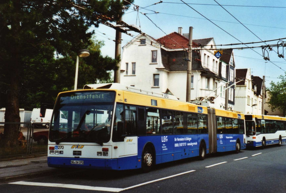 (118'015) - SWS Solingen - Nr. 270/SG-SW 370 - Van Hool Gelenktrolleybus am 5. Juli 2009 in Solingen, Betriebshof