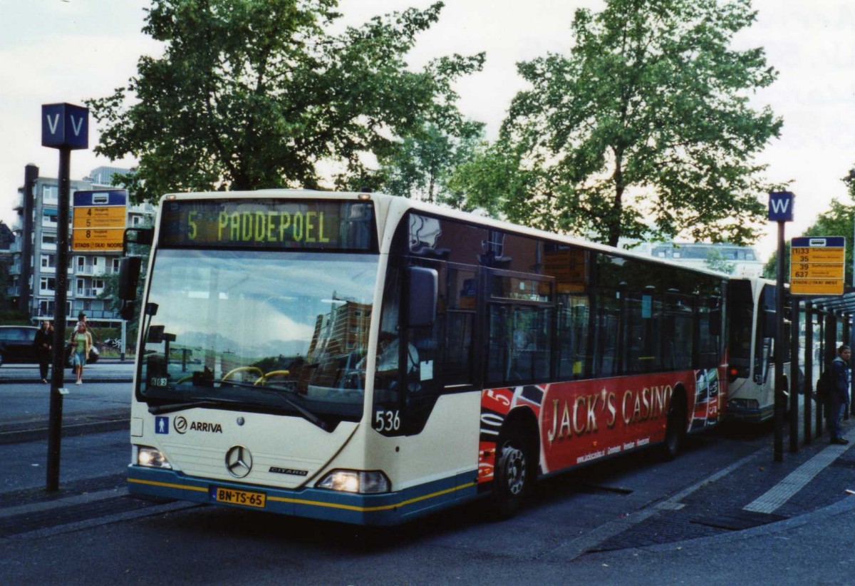 (118'420) - ARRIVA - Nr. 536/BN-TS-65 - Mercedes am 7. Juli 2009 beim Bahnhof Groningen