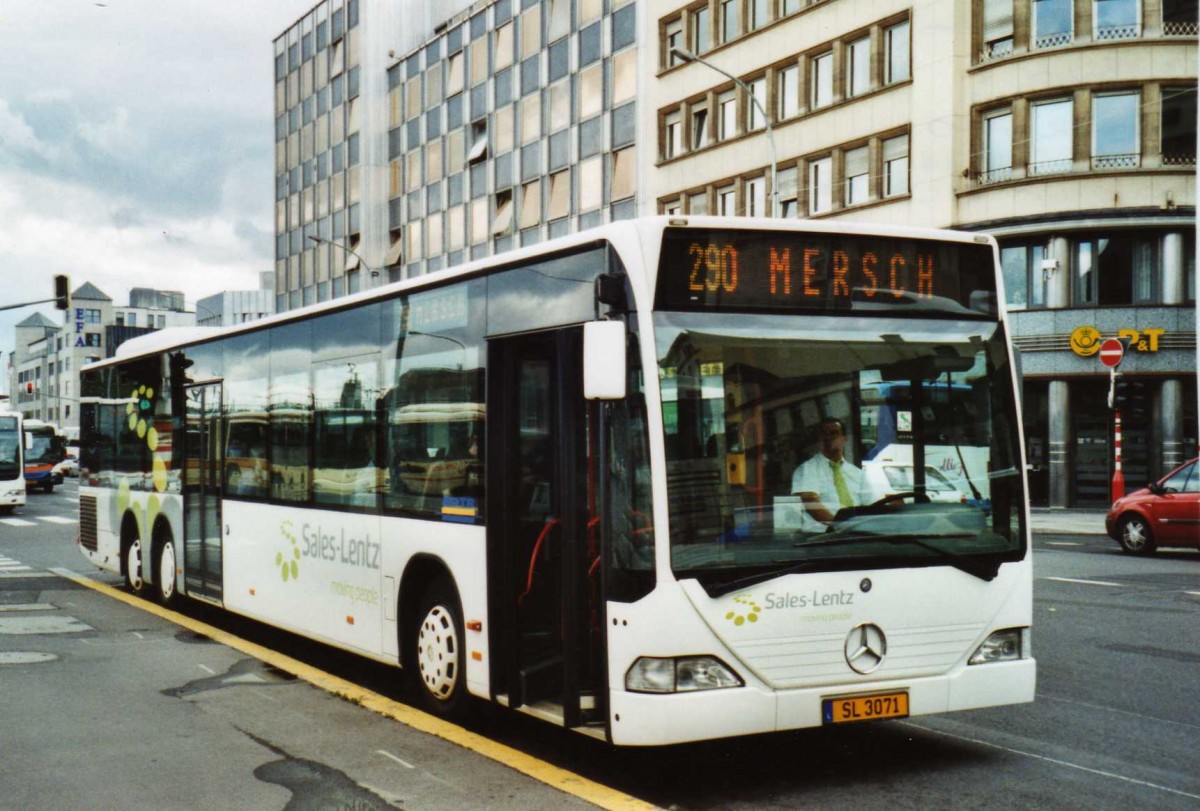 (118'736) - Sales-Lentz, Bascharage - SL 3071 - Mercedes am 8. Juli 2009 beim Bahnhof Luxembourg