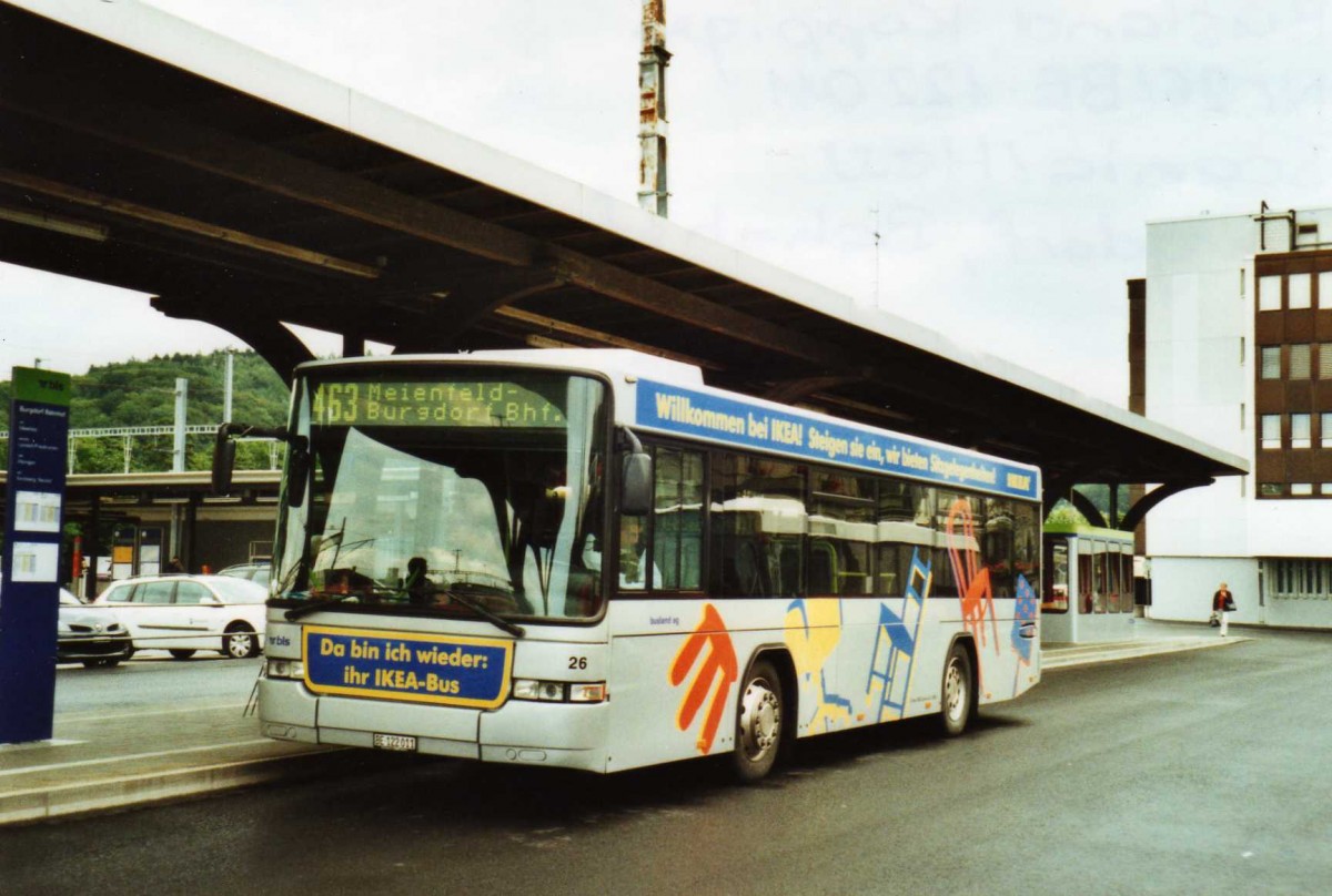 (118'904) - Busland, Burgdorf - Nr. 26/BE 122'011 - Scania/Hess am 9. Juli 2009 beim Bahnhof Burgdorf