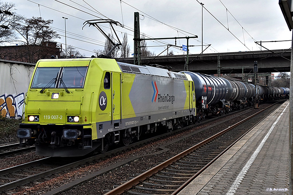 119 007-2 ist mit einen tanker durch hh-harburg,gefahren,03.03.16