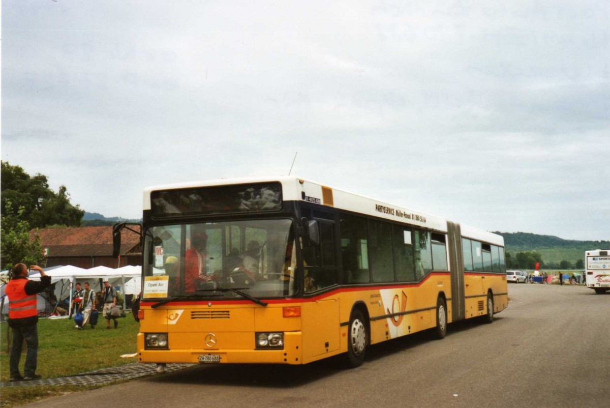 (119'130) - PostAuto Zrich - Nr. 49/ZH 780'688 - Mercedes (ex Nr. 23; ex P 27'727) am 12. Juli 2009 in Frauenfeld, Open-Air