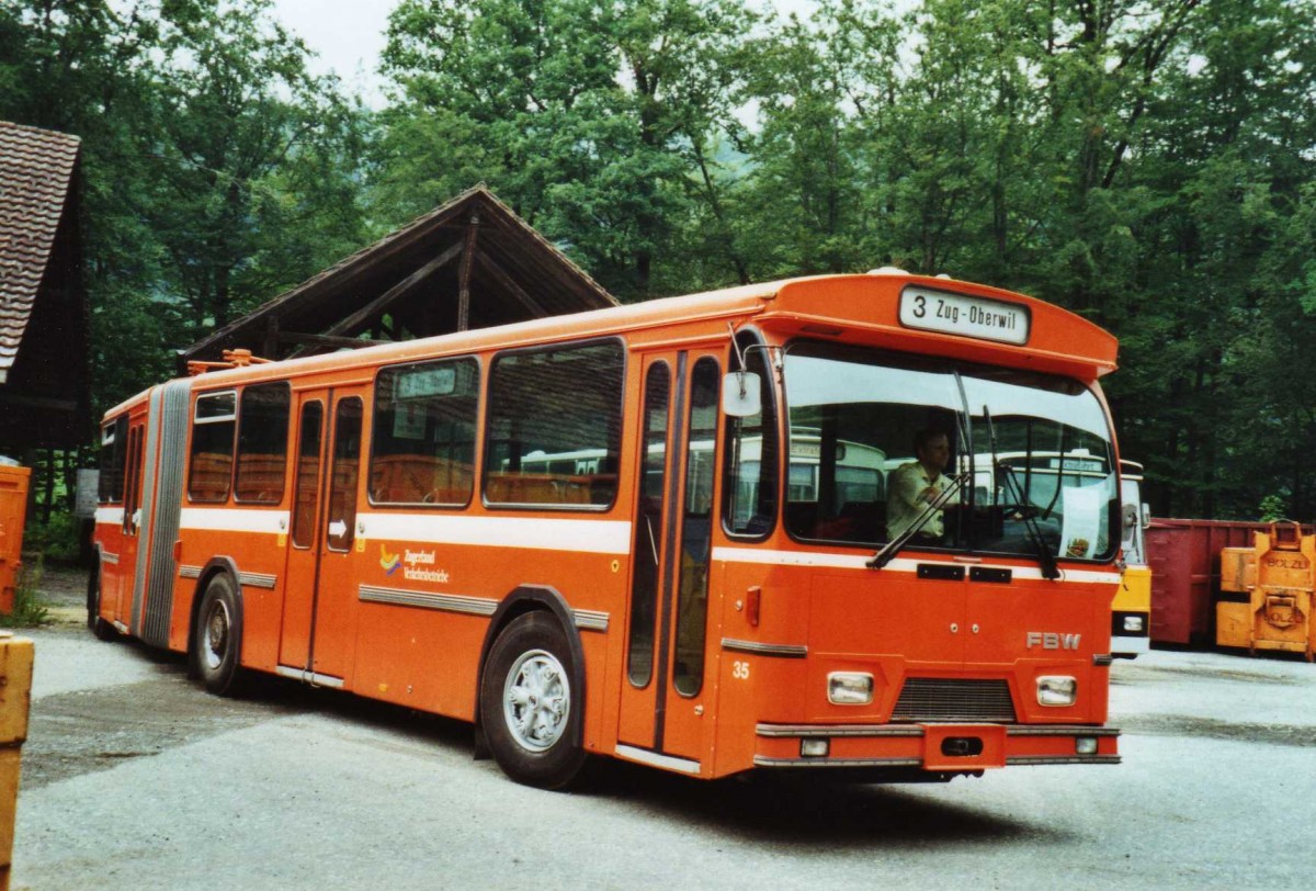 (119'502) - ZVB Zug (RWB) - Nr. 35 - FBW/Hess am 9. August 2009 in Oberburg, Ziegelgut