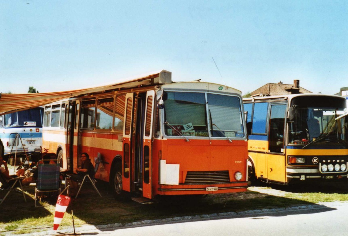 (119'911) - Kramer, Glattbrugg - ZH 439'408 - FBW/R&J (ex Nr. 5; ex BSF Hochdorf; ex Steiner, Meikirch) am 15. August 2009 in Zug, Wohnbustreffen