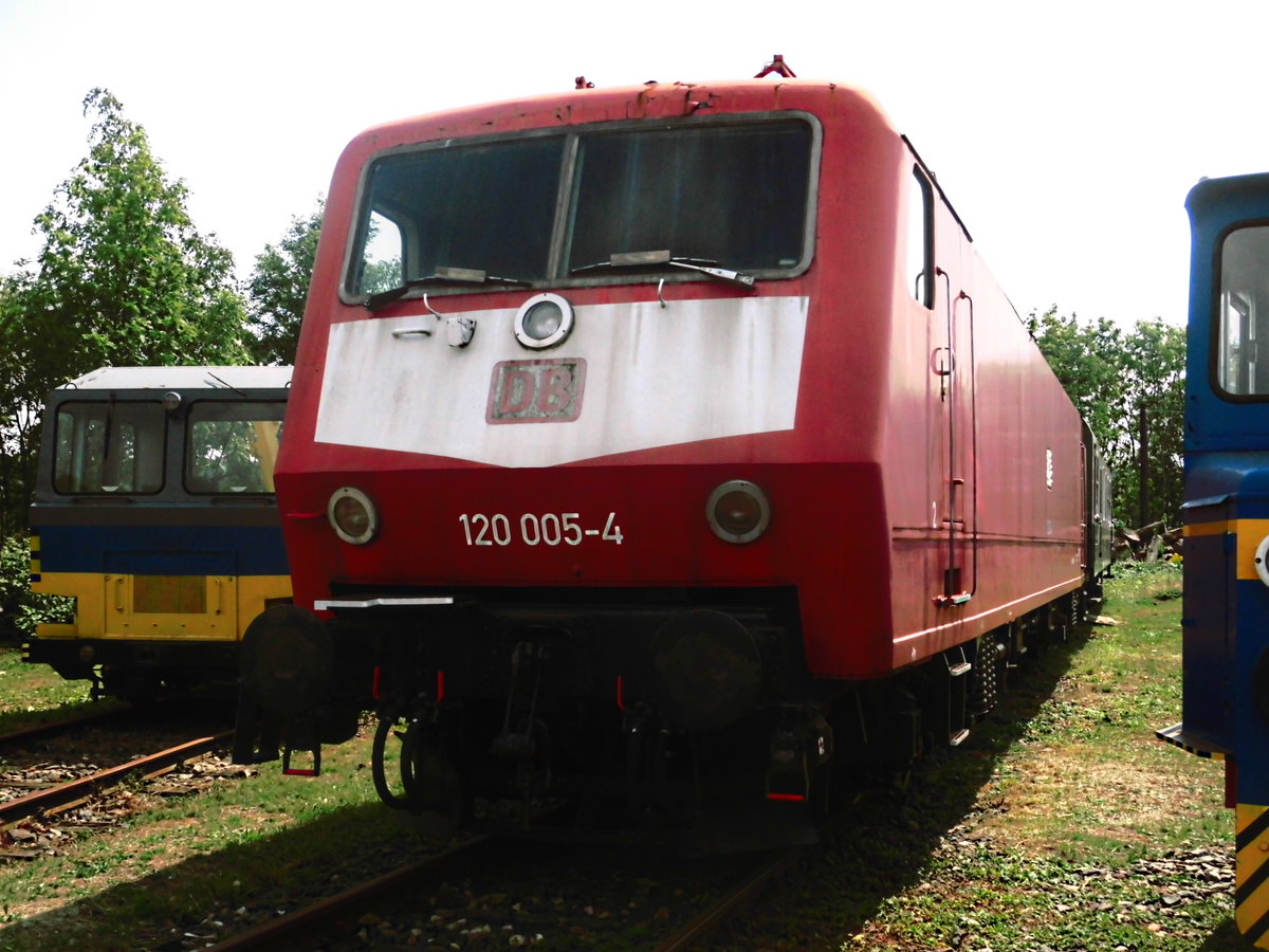 120 005 im Eisenbahnmuseum Weimar am 4.8.18