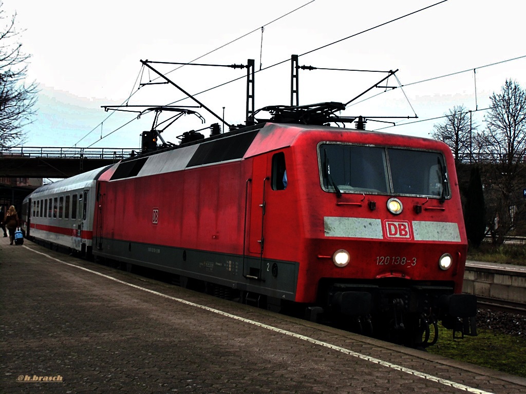 120 138-3 stand mit einen IC im bf hh-harburg,07.12.14