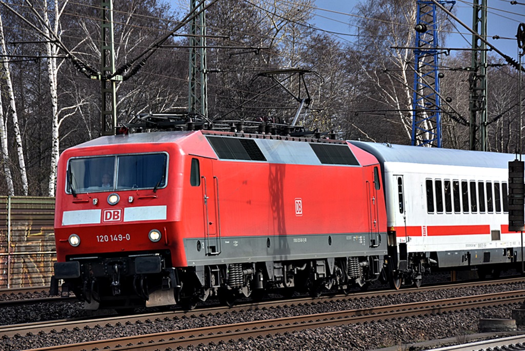 120 149-0 fuhr mit einen IC zum bahnhof hh-harburg,29.03.16