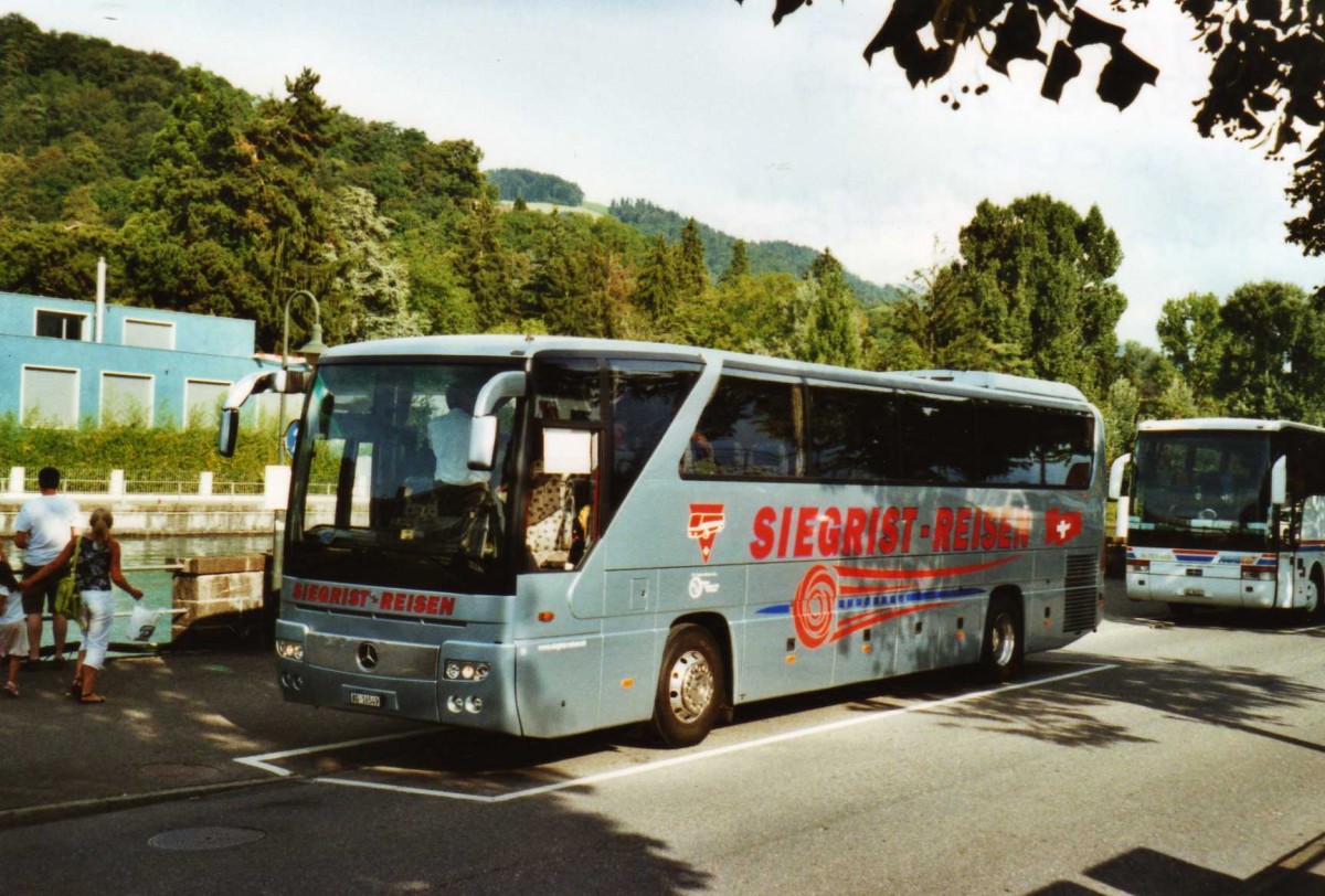 (120'104) - Siegrist, Eiken - Nr. 38/AG 16'549 - Mercedes am 16. August 2009 bei der Schifflndte Thun