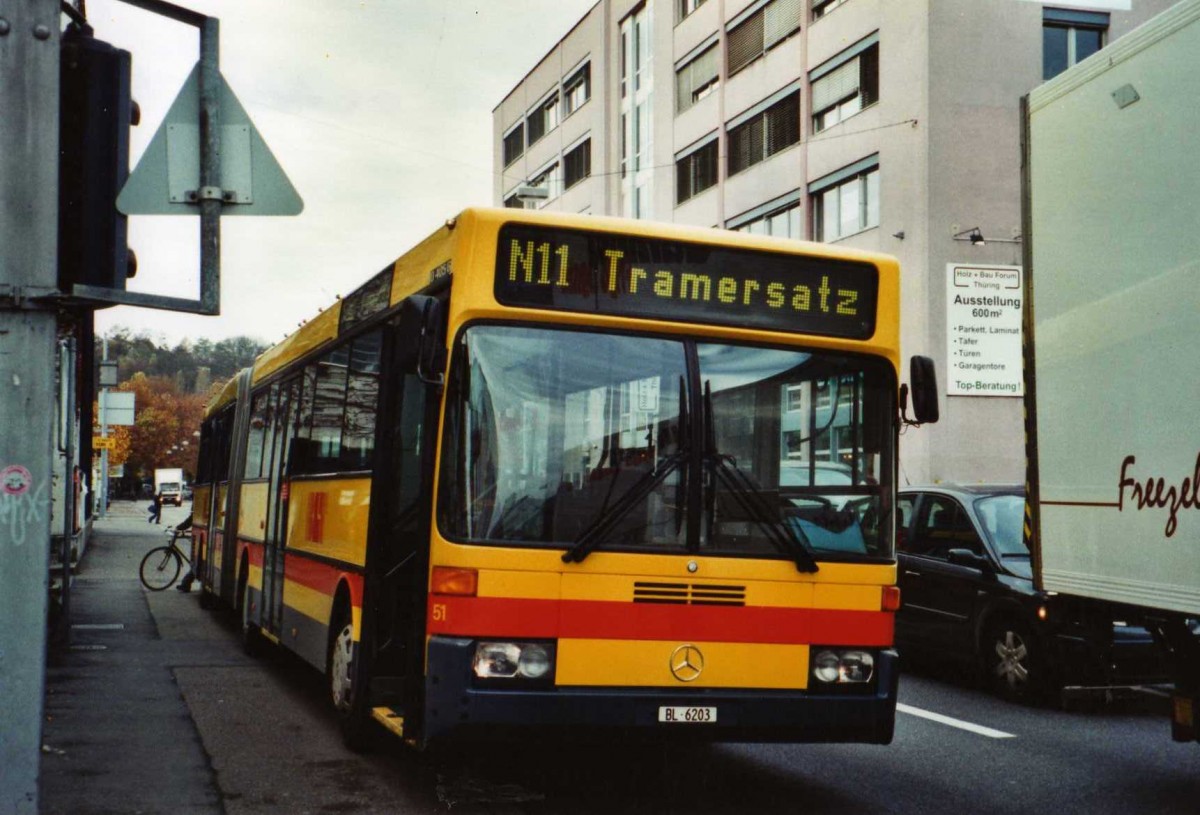 (122'132) - BLT Oberwil - Nr. 51/BL 6203 - Mercedes (ex AAGL Liestal Nr. 97) am 17. November 2009 in Basel, Dreispitz