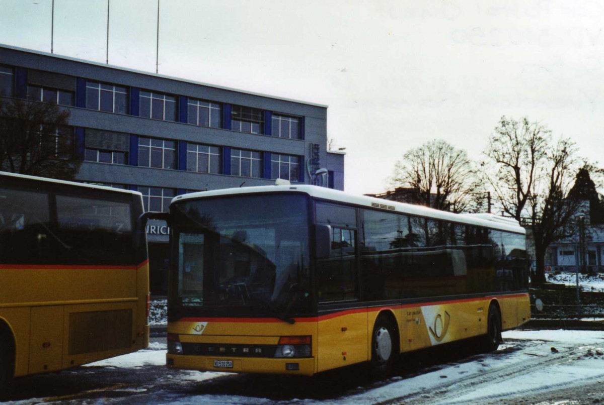 (123'308) - CarPostal Ouest - VD 510'250 - Setra (ex P 25'636) am 23. Dezember 2009 in Yverdon, Garage