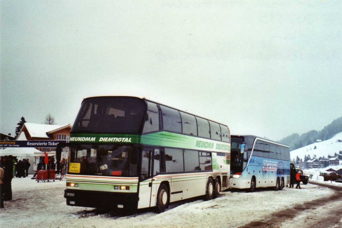 (123'532) - Neukomm, Horboden - BE 202'815 - Neoplan am 9. Januar 2010 in Adelboden, Weltcup