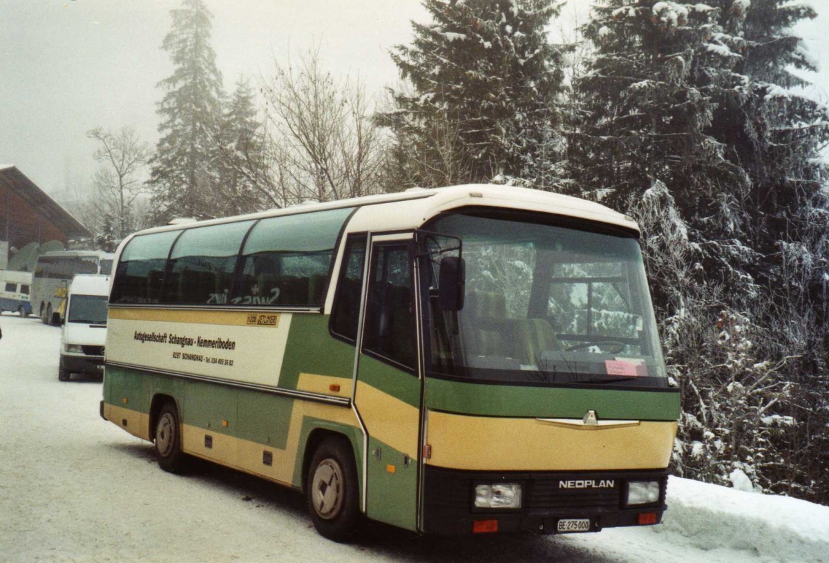 (123'805) - ASK Schangnau - BE 275'000 - Neoplan (ex Lonza, Visp Nr. 32) am 9. Januar 2010 in Adelboden, ASB