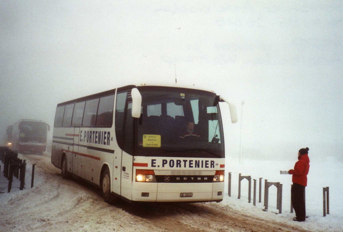 (123'931) - Portenier, Adelboden - Nr. 4/BE 26'616 - Setra am 9. Januar 2010 in Adelboden, Weltcup