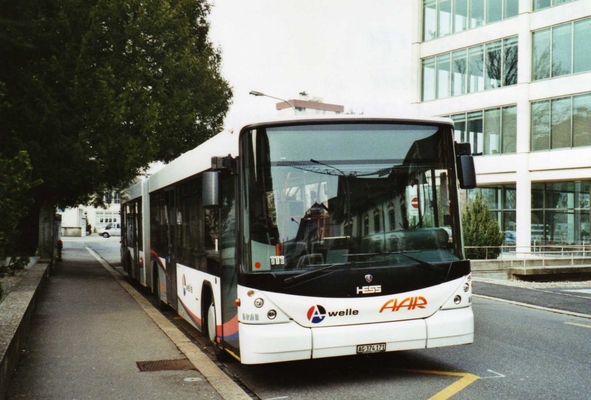 (124'525) - AAR bus+bahn, Aarau - Nr. 171/AG 374'171 - Scania/Hess am 17. Februar 2010 beim Bahnhof Aarau