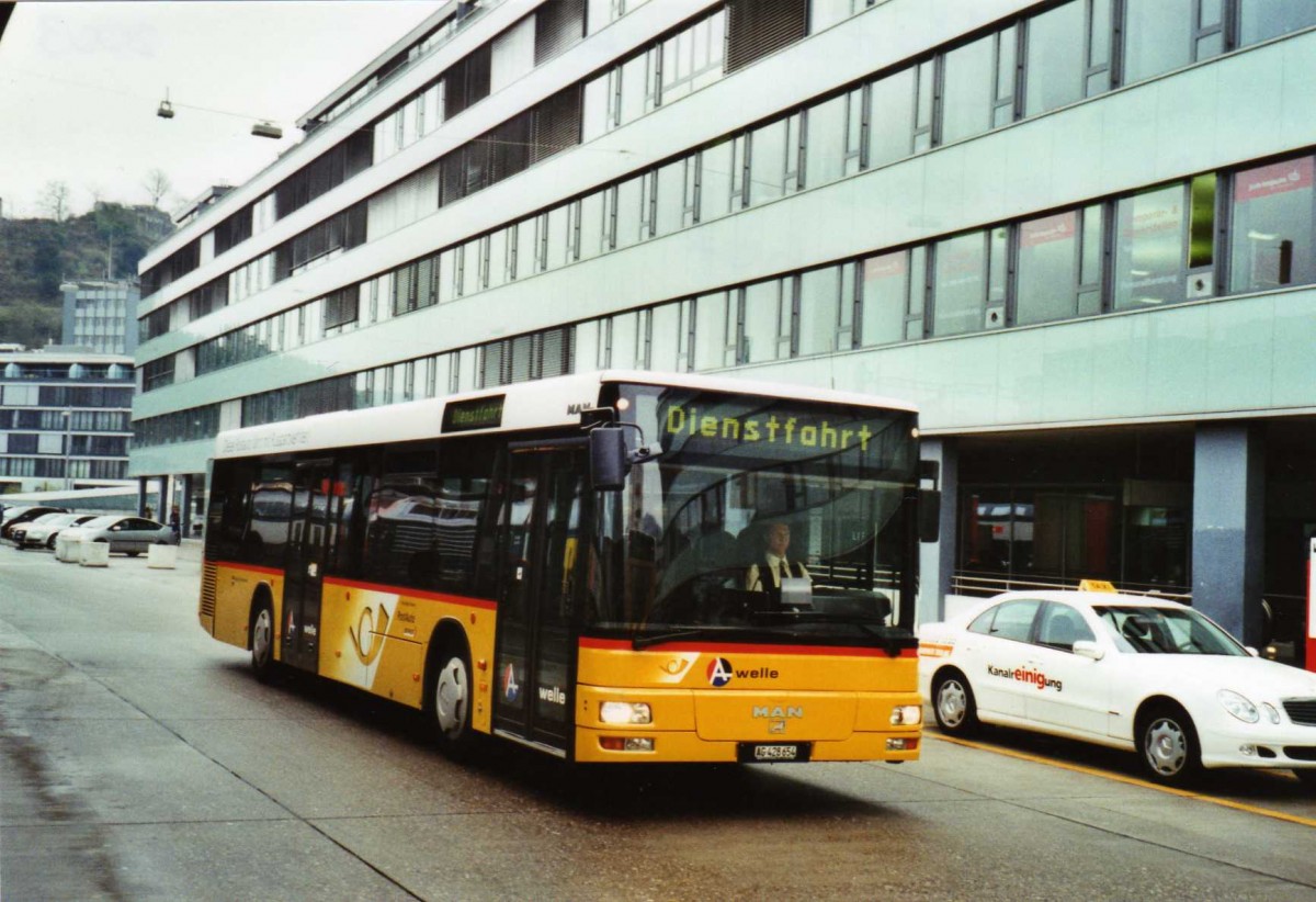 (125'430) - PostAuto Nordschweiz - AG 428'654 - MAN am 14. April 2010 beim Bahnhof Baden