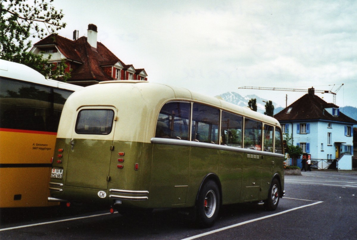 (126'524) - Steiner, Kaltbrunn - SG 252'661 - FBW/R&J (ex Grnenfelder, Walenstadt) am 26. Mai 2010 in Thun, Seestrasse