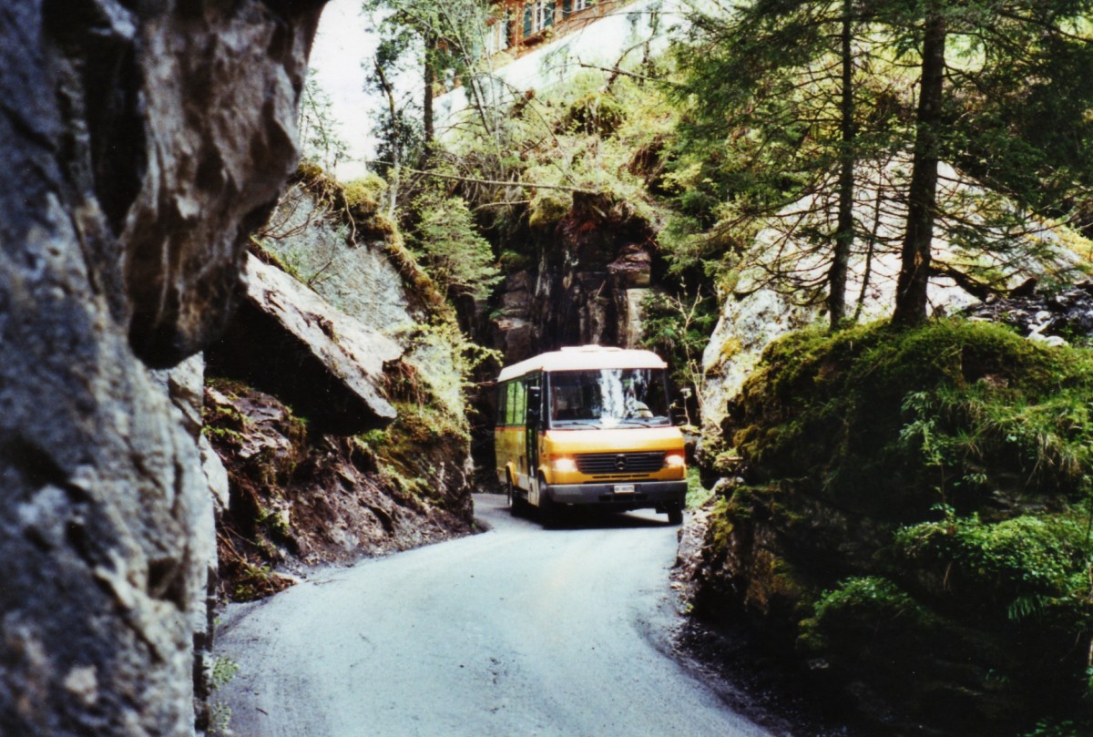 (126'721) - PostAuto Bern - BE 90'275 - Mercedes/Kusters (ex Portenier, Adelboden Nr. 7) am 29. Mai 2010 in der Griesschlucht bei der Griesalp