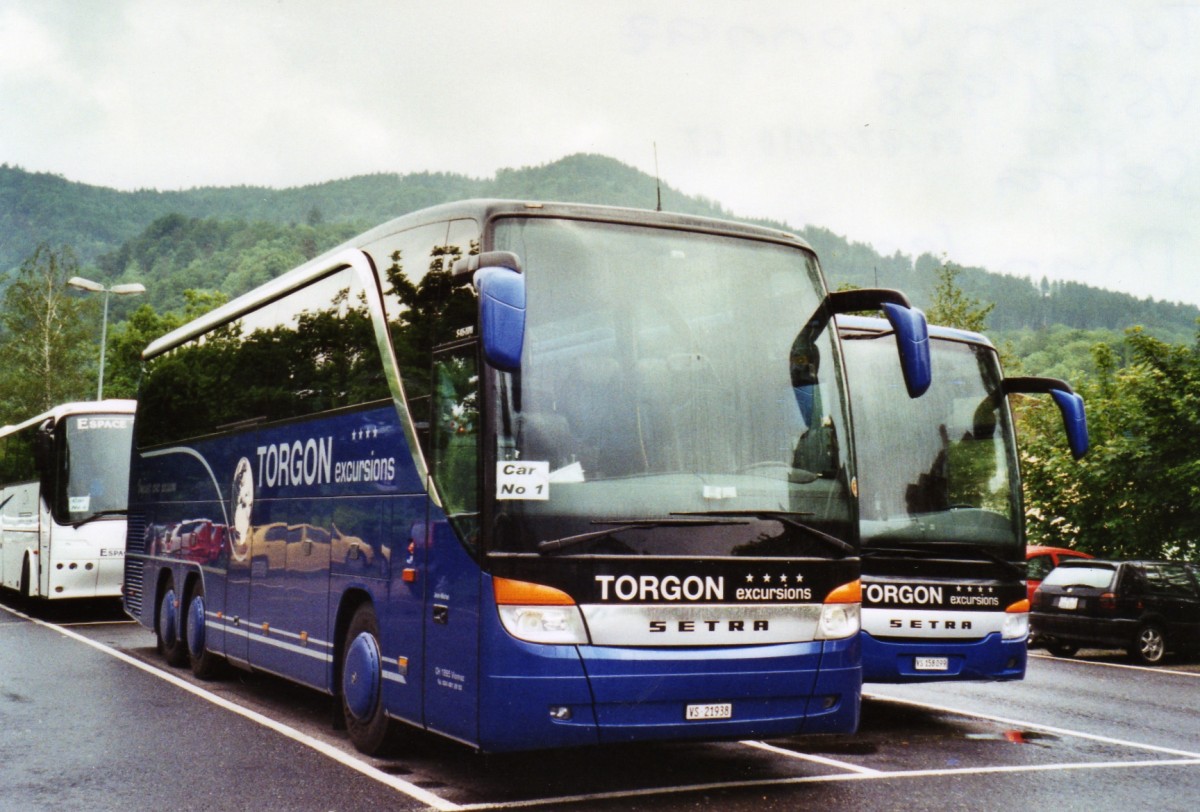 (126'805) - Torgon, Vionnaz - VS 21'938 - Setra am 2. Juni 2010 in Thun, Seestrasse