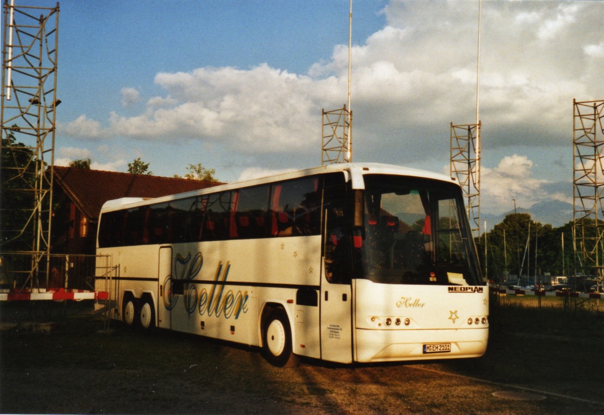 (127'311) - Aus Deutschland: Heller, Mnchen - M-EH 2101 - Neoplan am 26. Juni 2010 in Thun, Lachenwiese